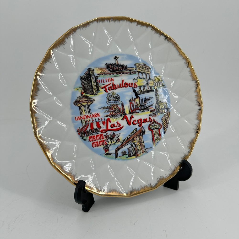 Vintage Las Vegas Souvenir Plate Scalloped Gold Rim Textured Porcelain 8 Inch